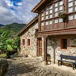 Casas De Casa De Abajo Para (Asturias)
