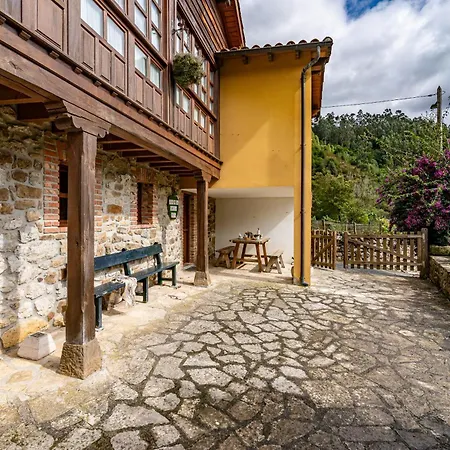 Casas De Casa De Abajo Летний дом Пара